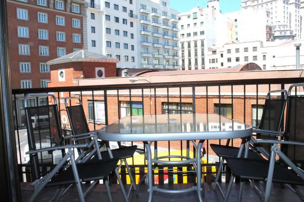 Apartamentos Rialto Madrid Buitenkant foto