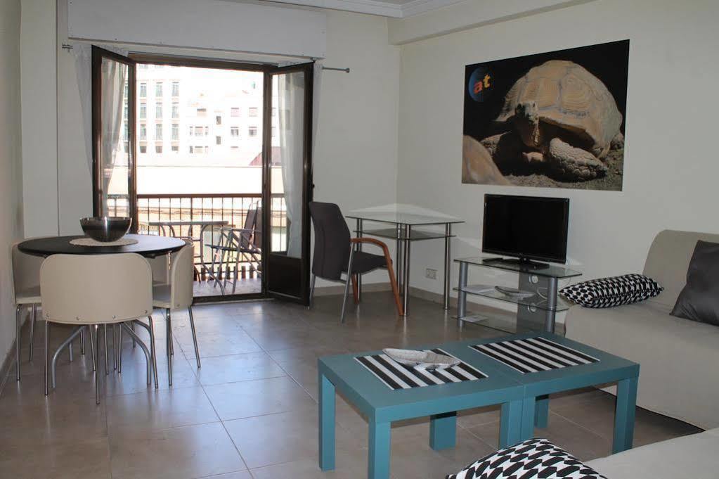 Apartamentos Rialto Madrid Buitenkant foto