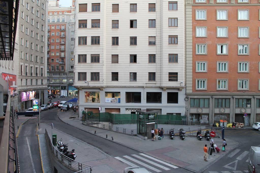 Apartamentos Rialto Madrid Buitenkant foto