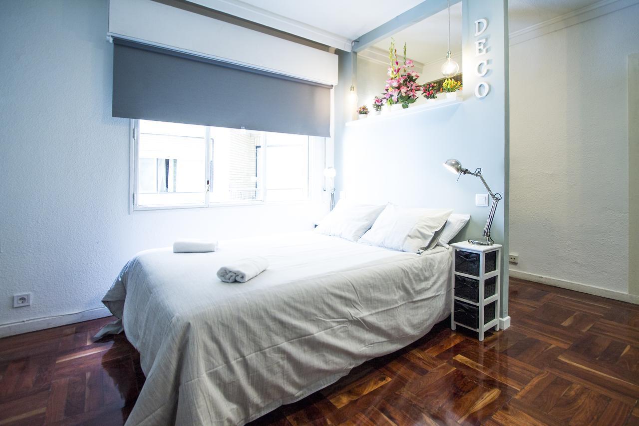 Apartamentos Rialto Madrid Buitenkant foto